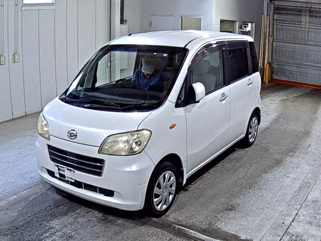 DAIHATSU TANTO EXE