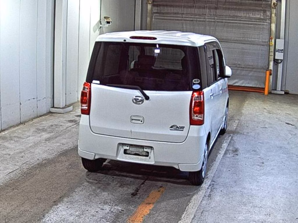 DAIHATSU TANTO EXE
