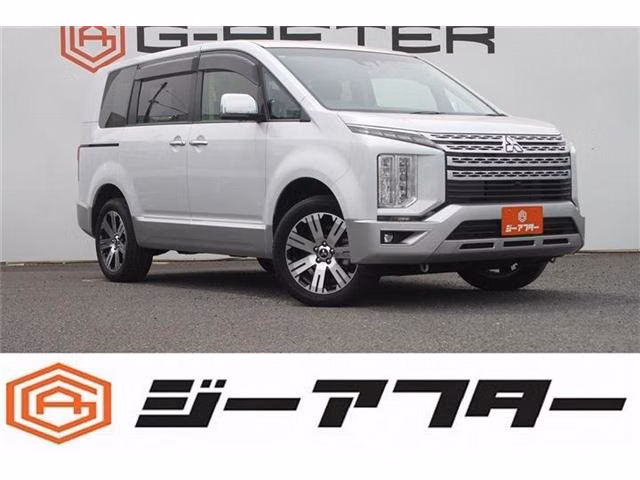 MITSUBISHI DELICA D:5