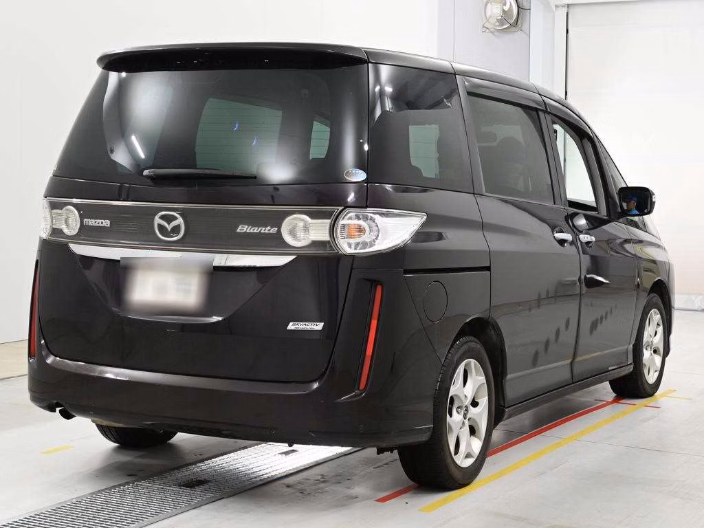 MAZDA BIANTE