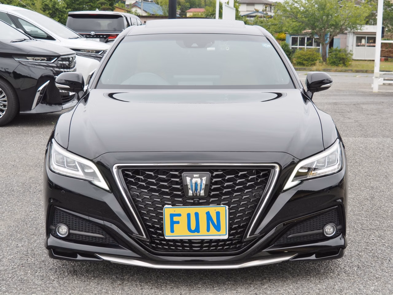 TOYOTA CROWN
