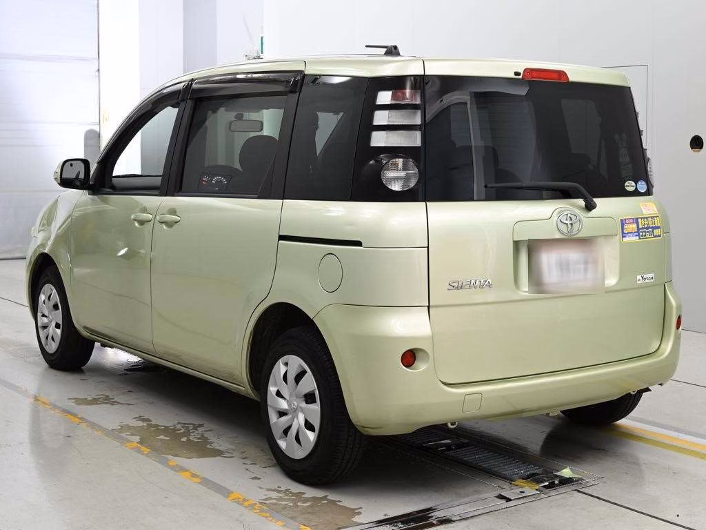 TOYOTA SIENTA