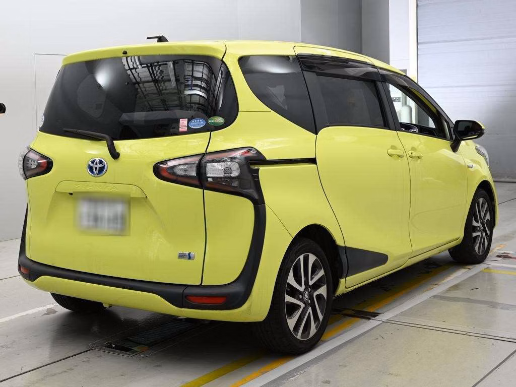 TOYOTA SIENTA