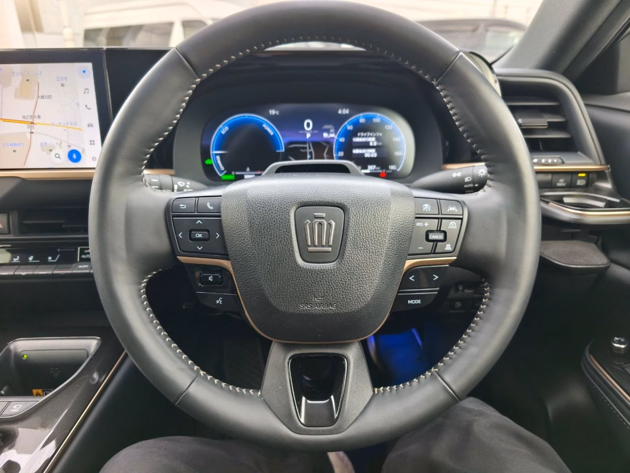 TOYOTA CROWN