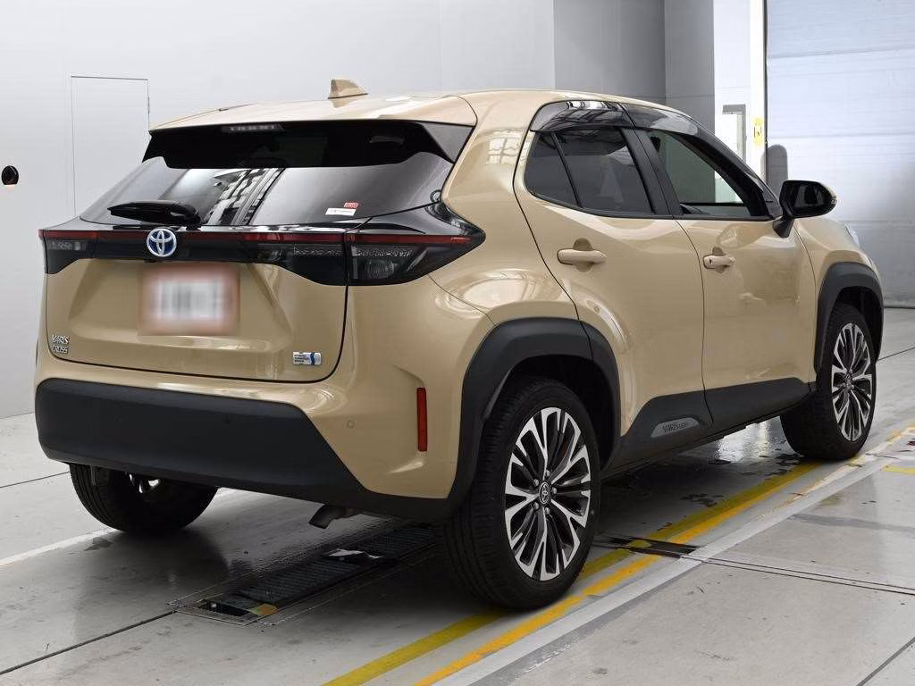 TOYOTA YARIS CROSS