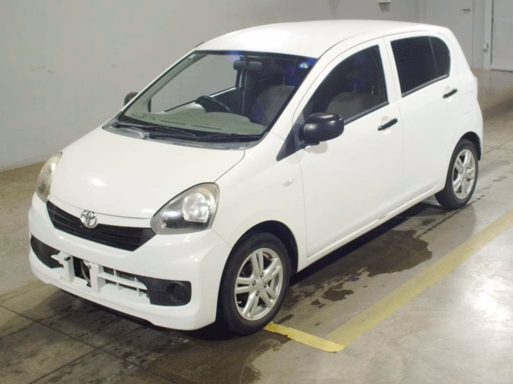 TOYOTA PIXIS EPOCH