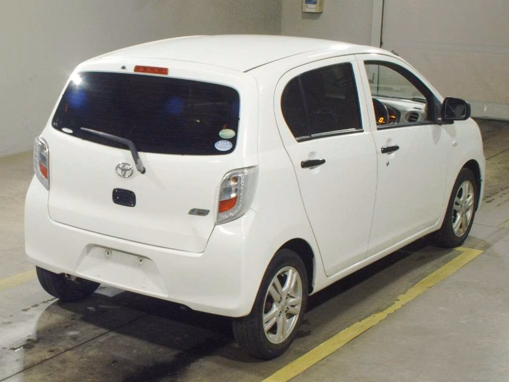 TOYOTA PIXIS EPOCH
