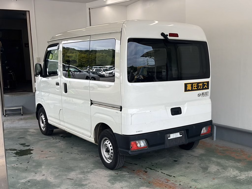 DAIHATSU ATRAI