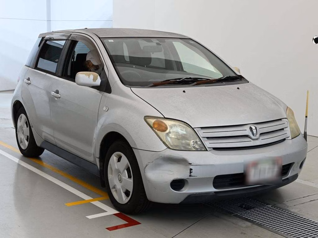 TOYOTA IST