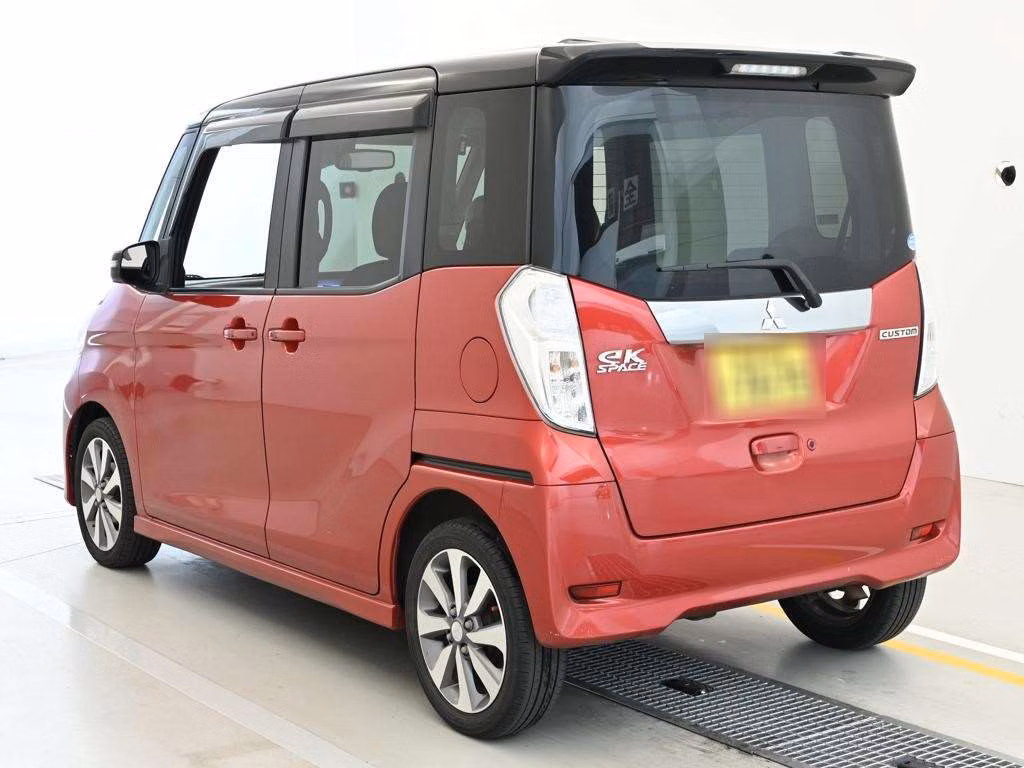 MITSUBISHI EK SPACE