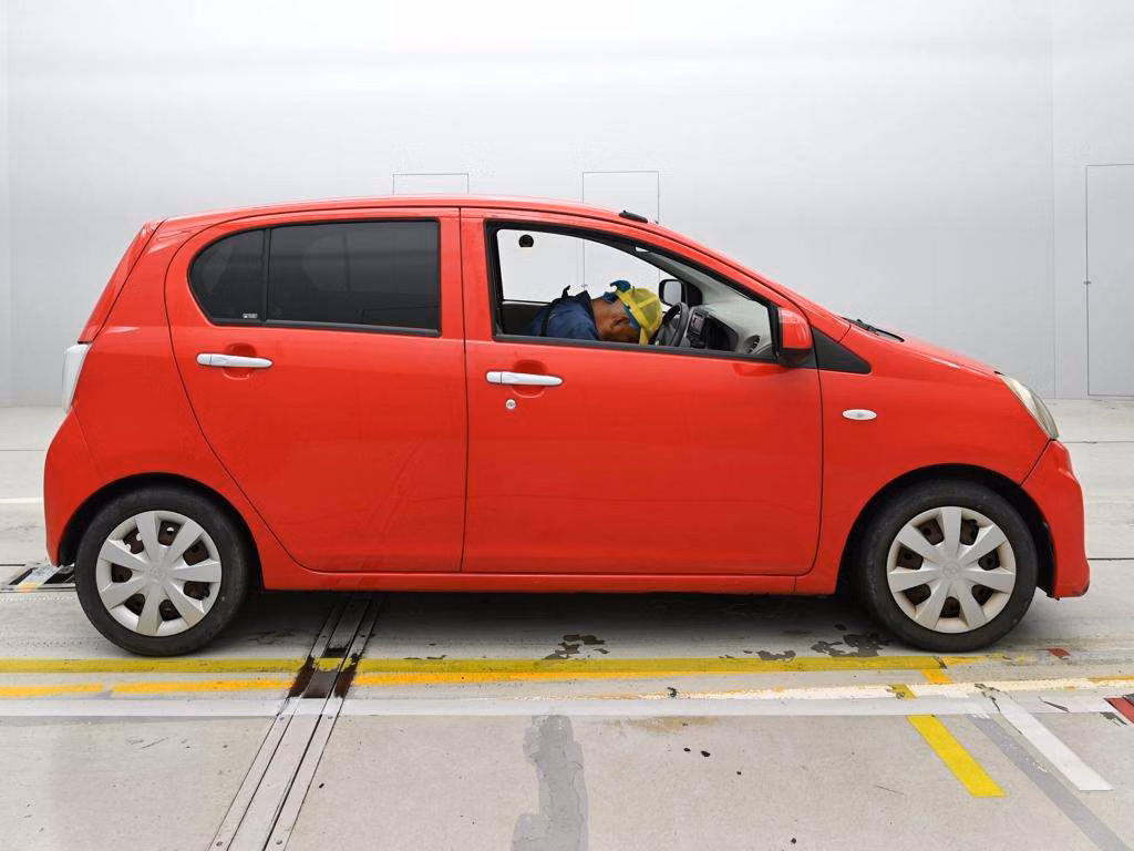 SUBARU PLEO PLUS