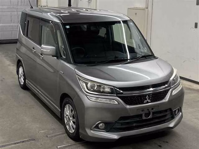 MITSUBISHI DELICA D:2