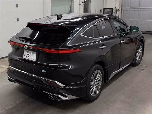 TOYOTA HARRIER