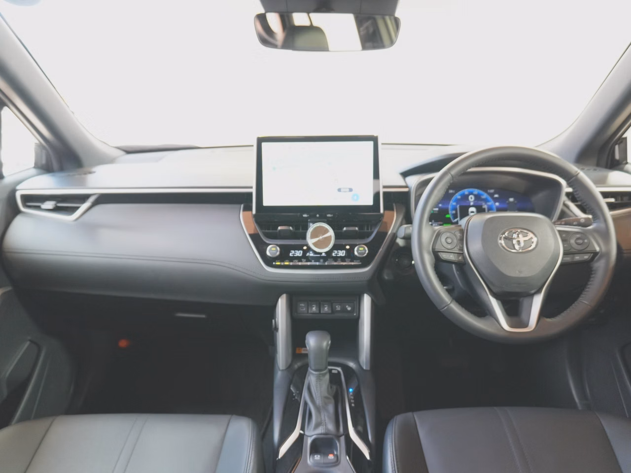 TOYOTA COROLLA CROSS