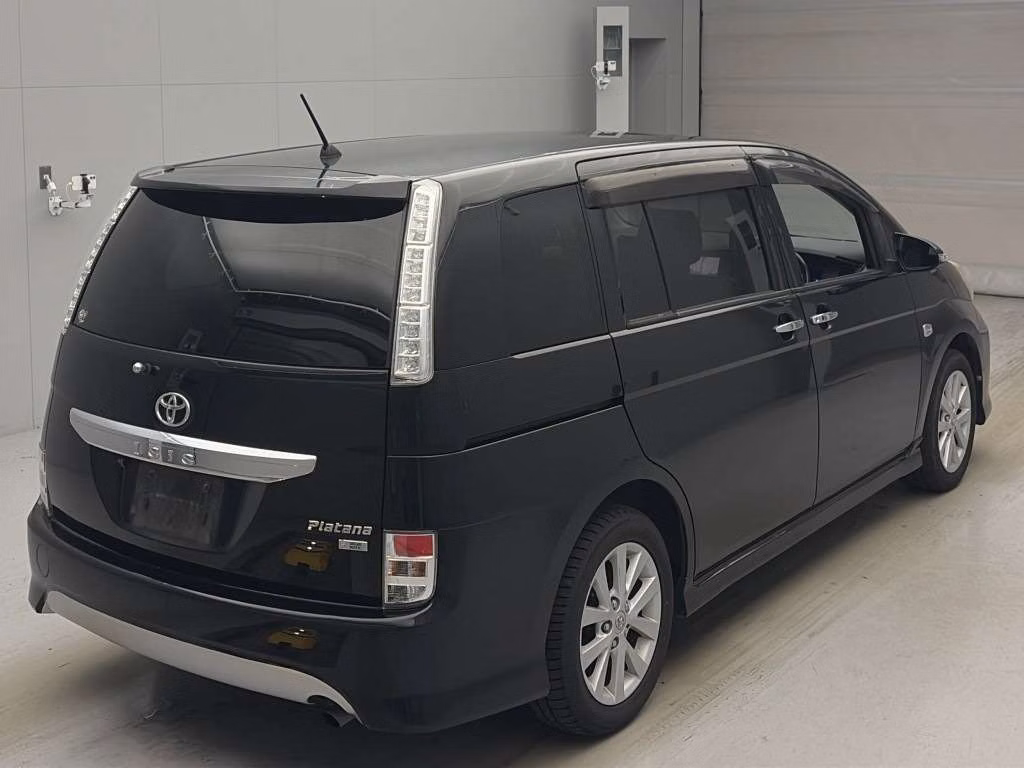 TOYOTA ISIS