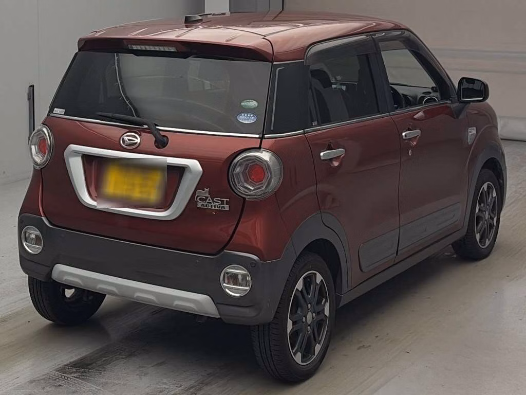 DAIHATSU CAST