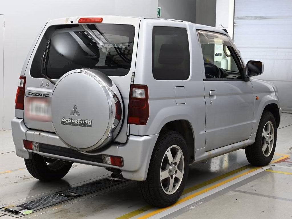 MITSUBISHI PAJERO MINI