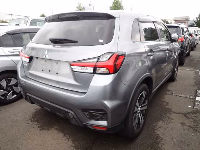 MITSUBISHI RVR