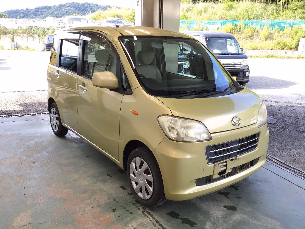 DAIHATSU TANTO EXE