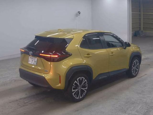 TOYOTA YARIS CROSS