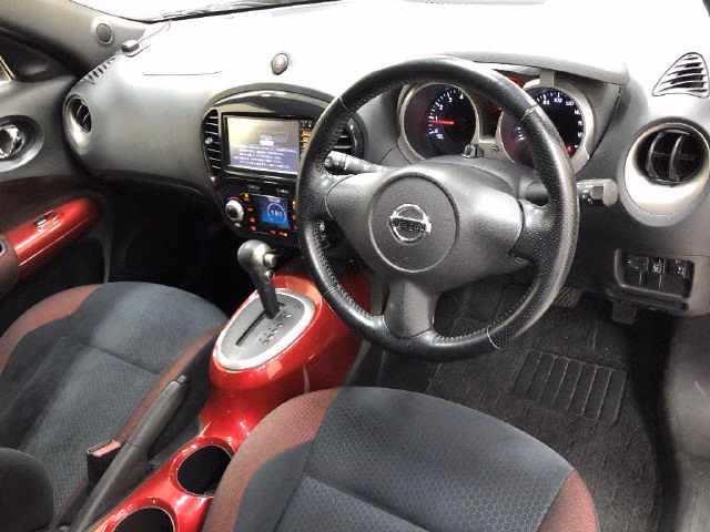 NISSAN JUKE