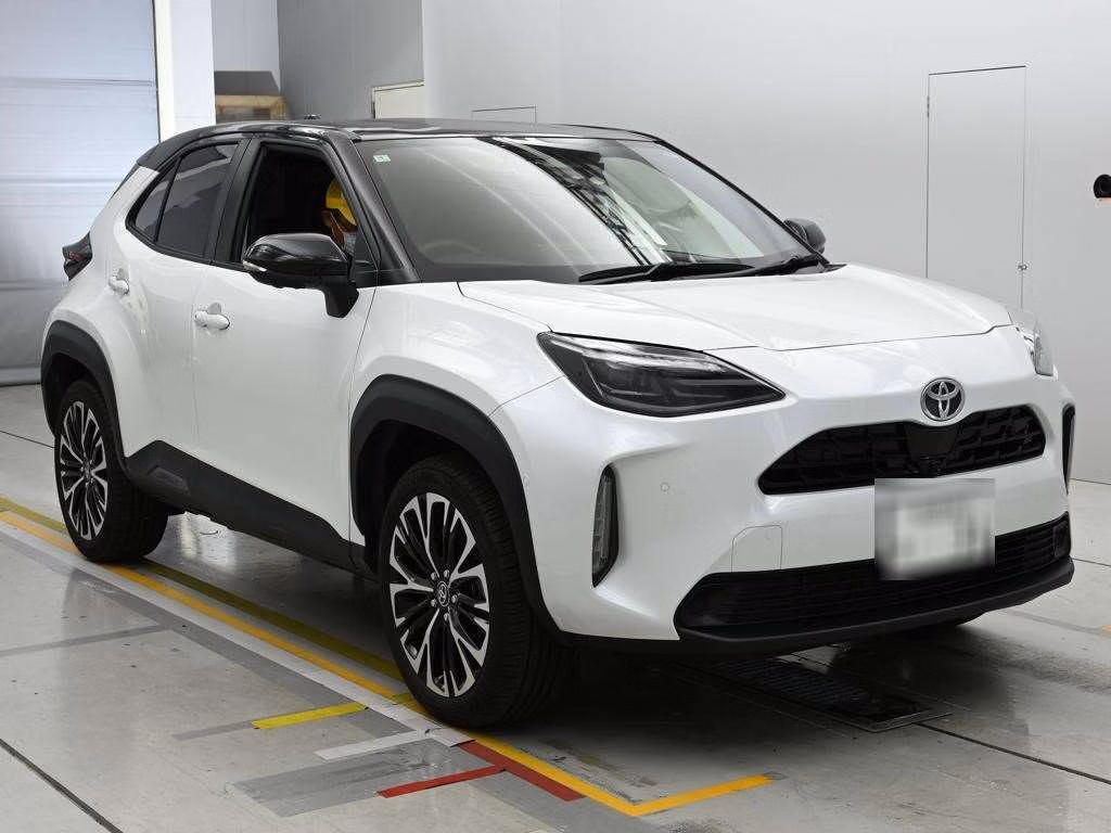 TOYOTA YARIS CROSS