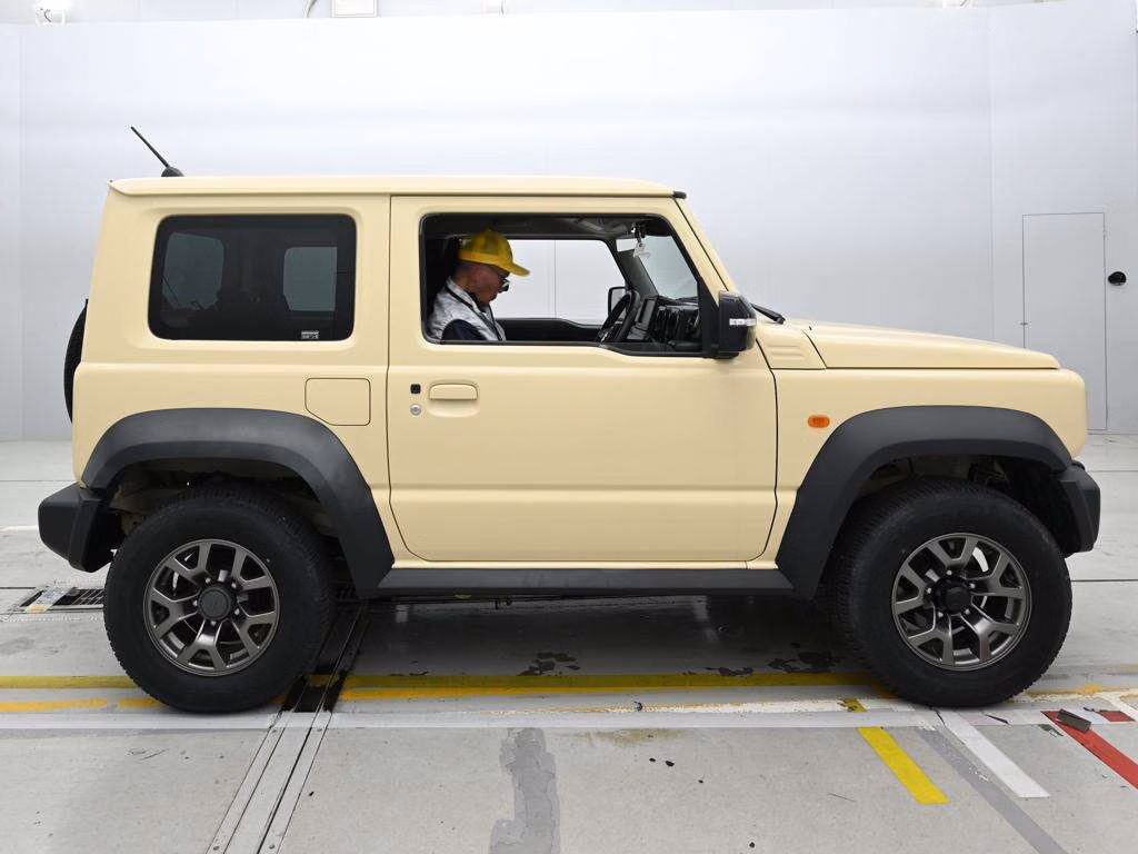 SUZUKI JIMNY SIERRA