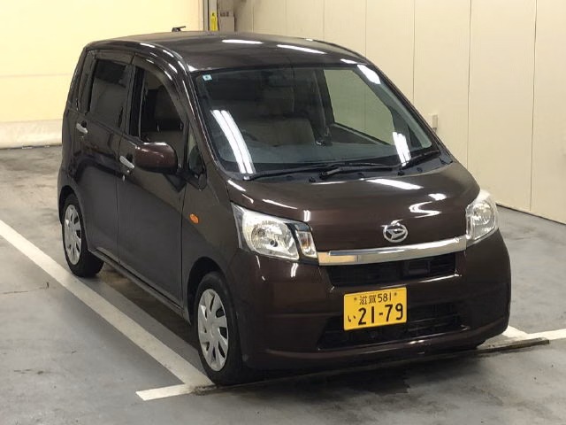 DAIHATSU LEEZA