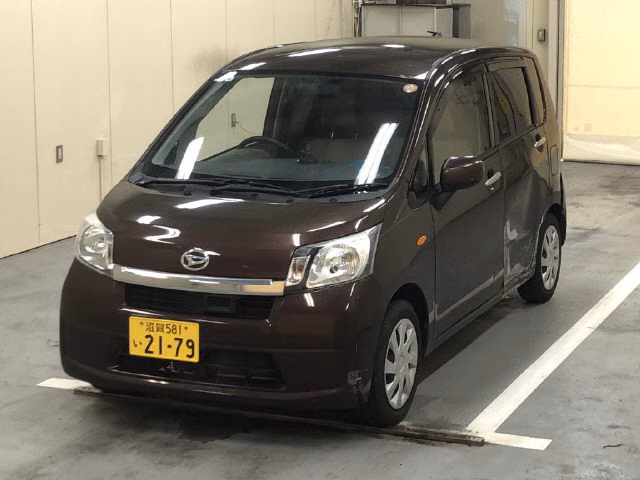 DAIHATSU LEEZA
