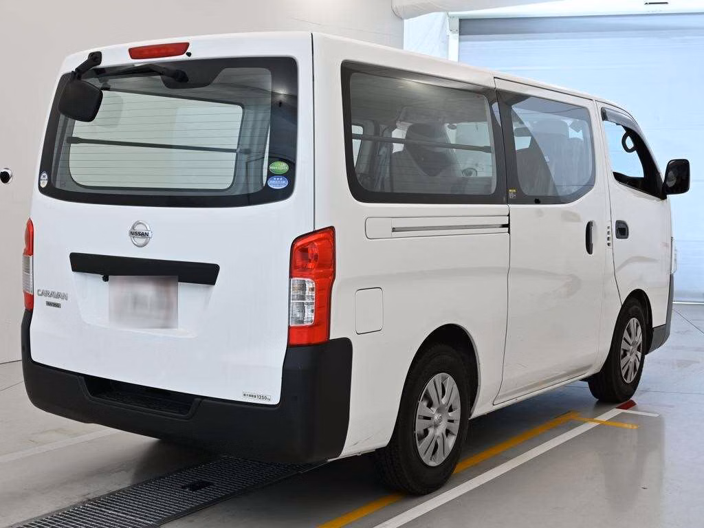 NISSAN NV350 CARAVAN