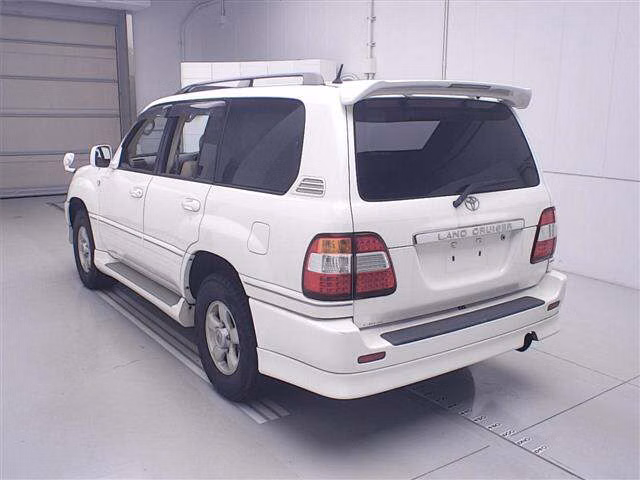 TOYOTA LAND CRUISER