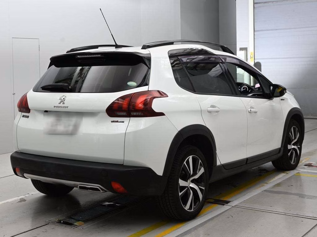 PEUGEOT 2008