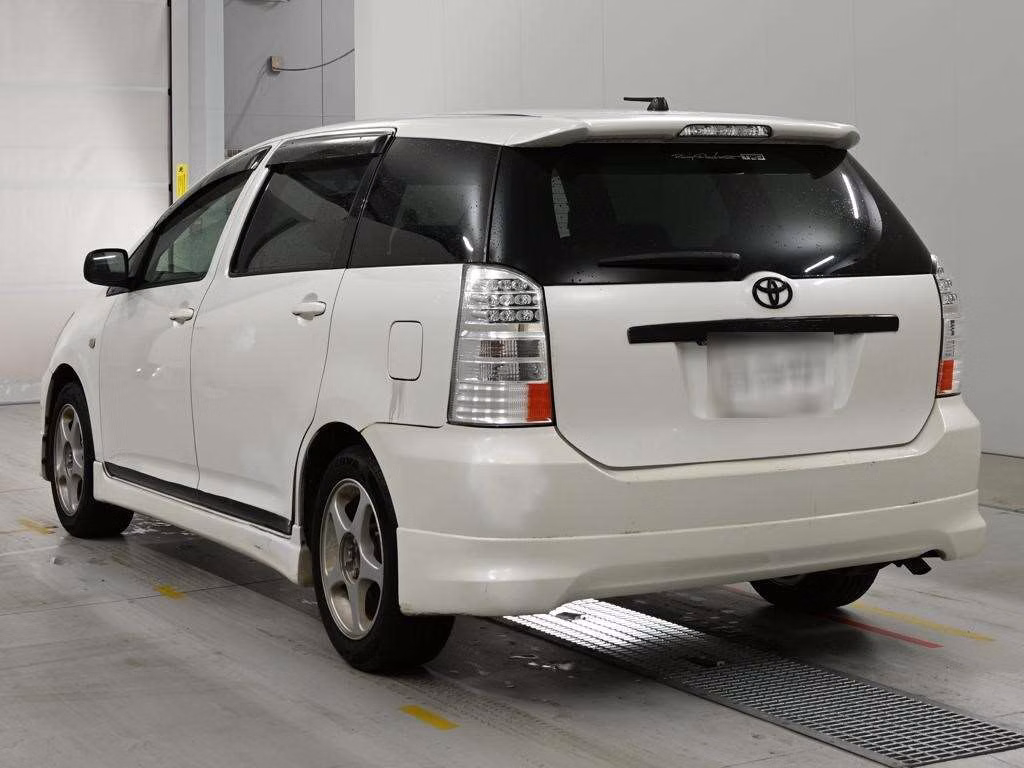 TOYOTA WISH