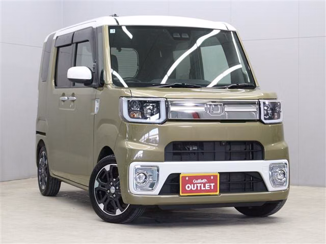DAIHATSU WAKE