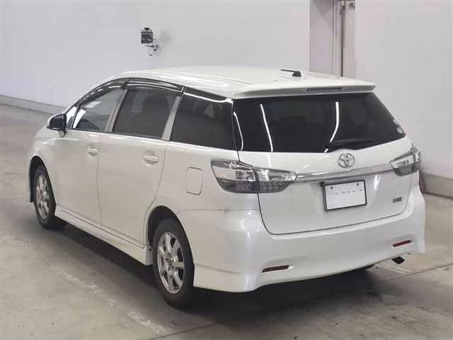 TOYOTA WISH