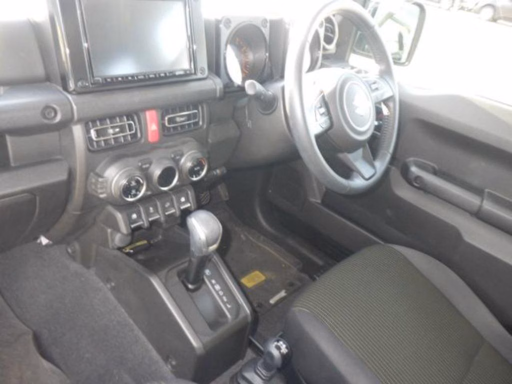 SUZUKI JIMNY SIERRA