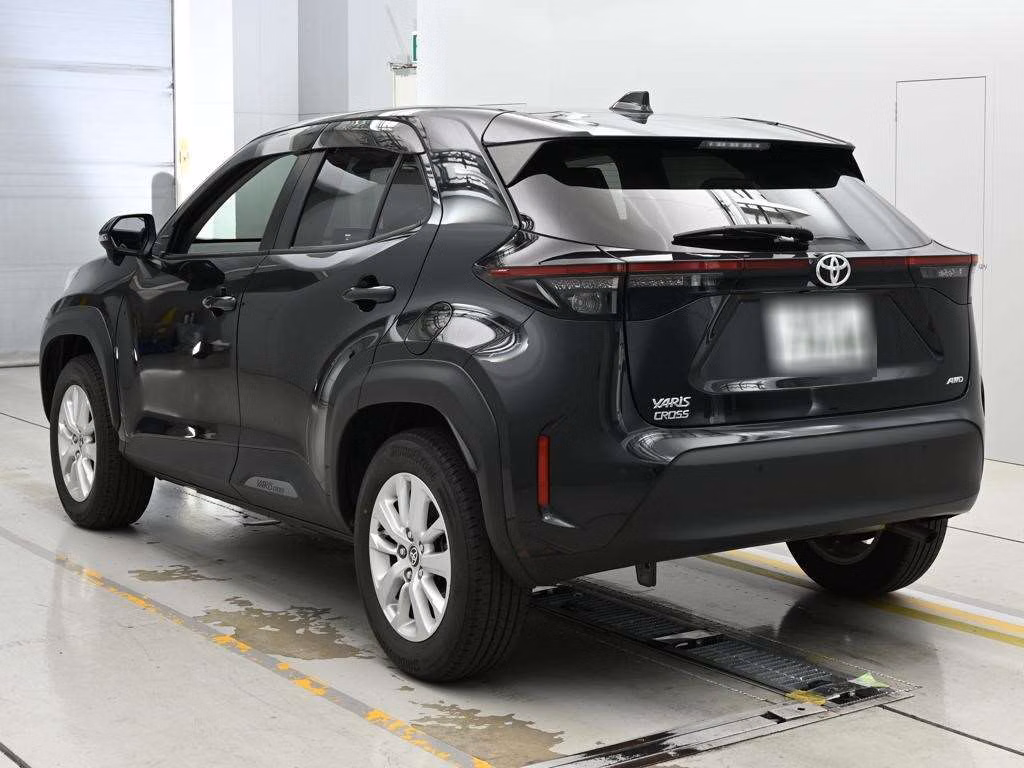 TOYOTA YARIS CROSS