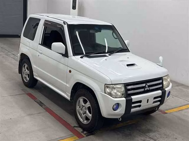 MITSUBISHI PAJERO MINI