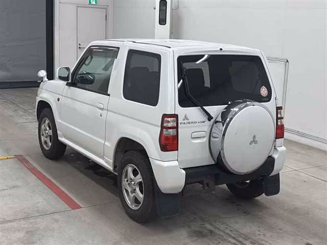 MITSUBISHI PAJERO MINI