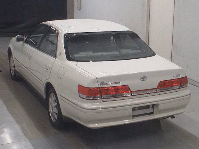 TOYOTA MARK II