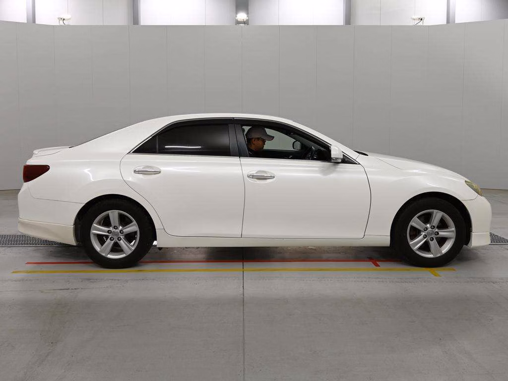 TOYOTA MARK X