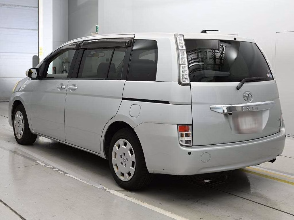 TOYOTA ISIS