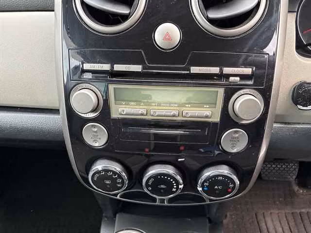 MAZDA VERISA