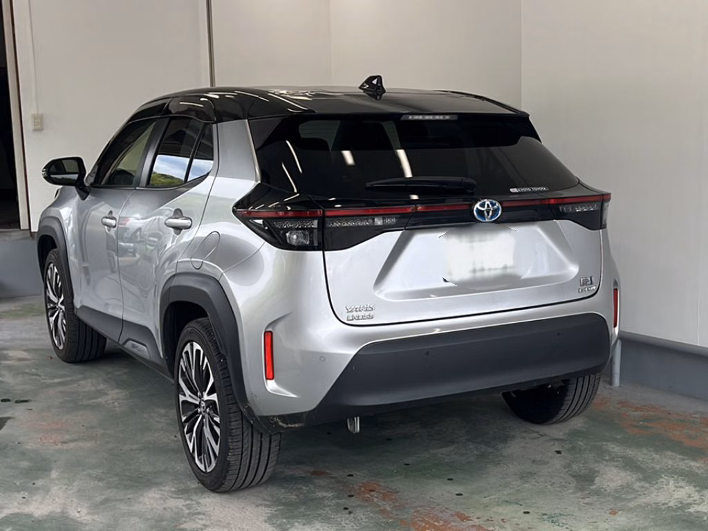 TOYOTA YARIS CROSS