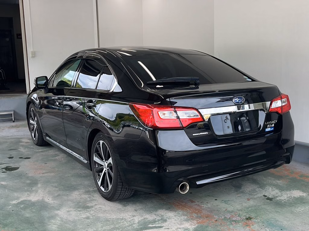 SUBARU LEGACY B4