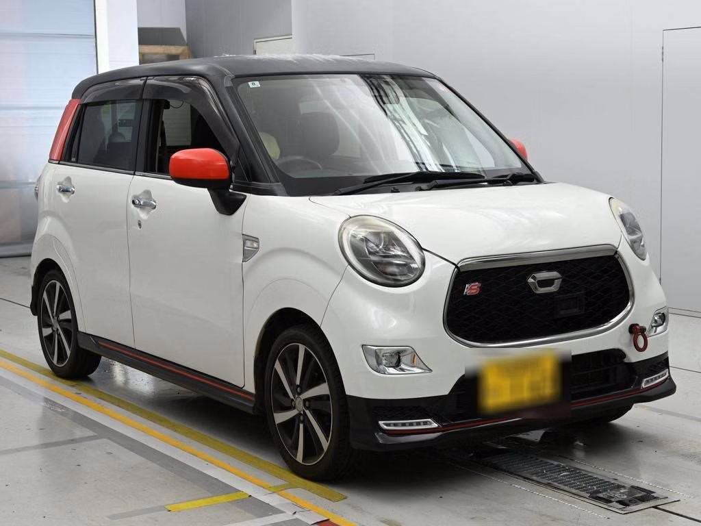 DAIHATSU CAST