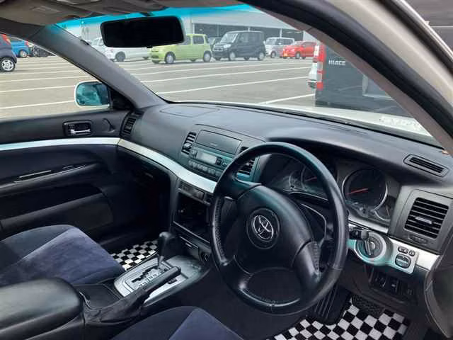 TOYOTA MARK II