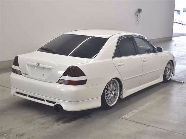 TOYOTA MARK II