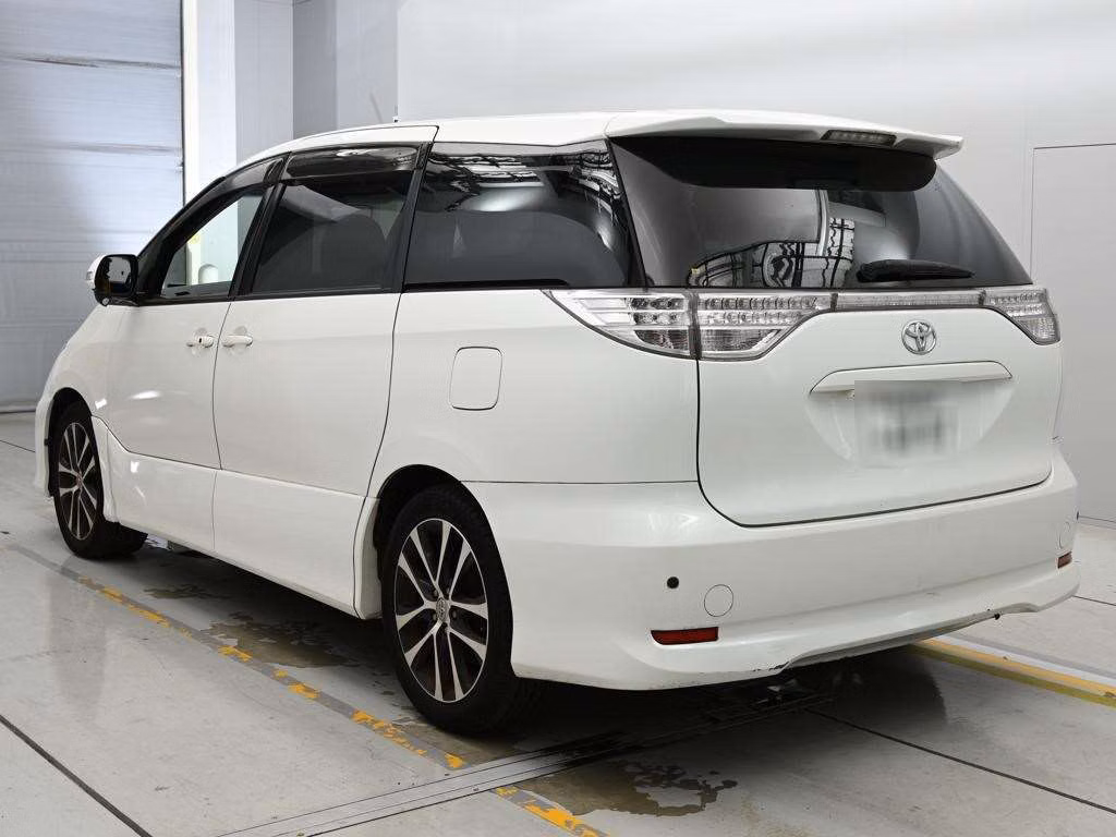 TOYOTA ESTIMA