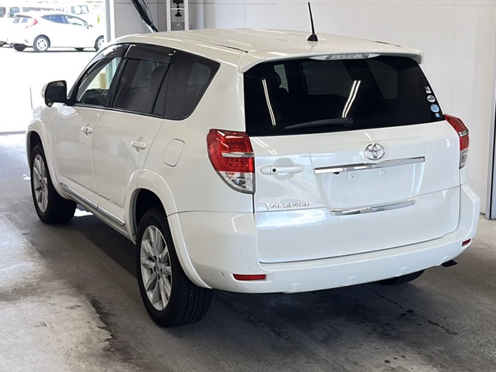 TOYOTA VANGUARD
